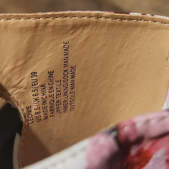 Wedges - Picture 8 of 9